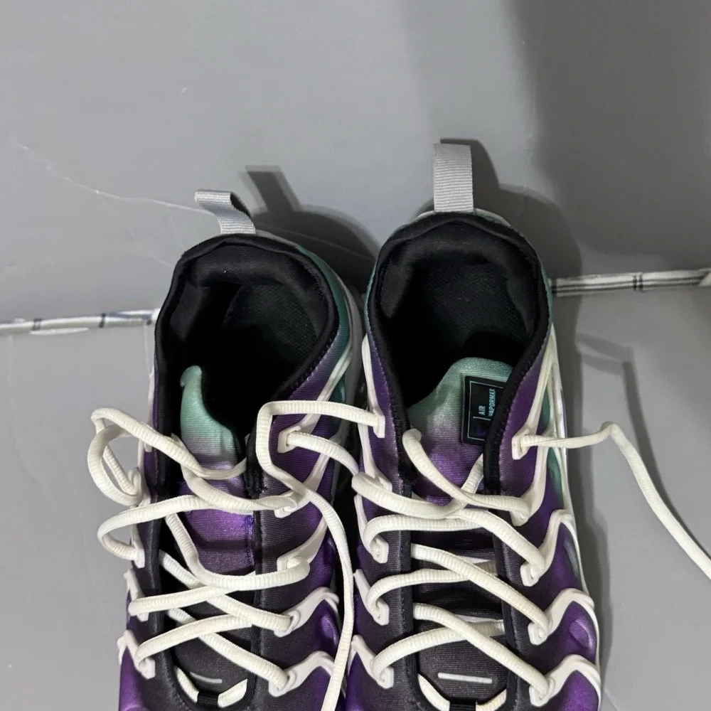 Nike Air Vapormax Plus Mens Size US 10.5 White Fierce Purple Grape Sneakers - Picture 9 of 16